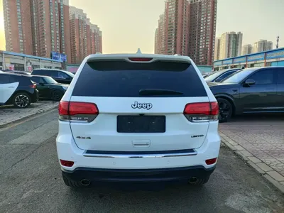 Jeep Grand Cherokee (Import) 2016, 114000 км, за 88000 CNY