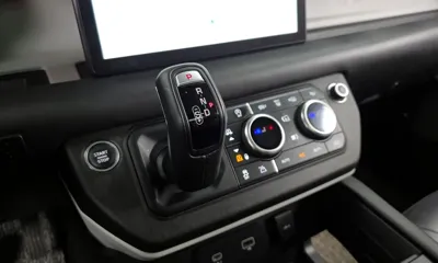 Land Rover Defender 2022, 54596 км, за 76900000 KRW - фото 9