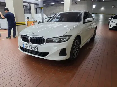 BMW 3-Series · 2026 год