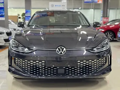Volkswagen Lamando 2022, 21000 км, за 119800 CNY