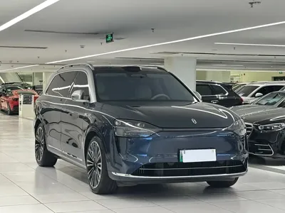 AITO 问界 AITO M9 2024, 20000 км, за 349000 CNY