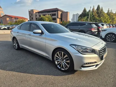 Genesis G80 2018, 82163 км, за 19700000 KRW