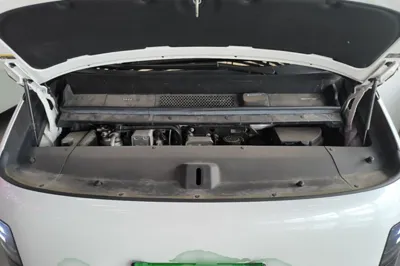 Li Auto MEGA 2024, 58900 км, за 409917.55 CNY - фото 24