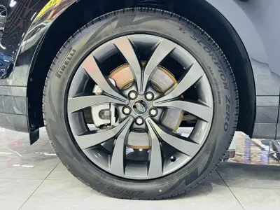 Land Rover Evoque 2024, 9000 км, за 163800 CNY - фото 6