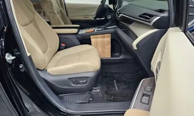 Toyota Sienna 2024, 53253 км, за 49990000 KRW - фото 26