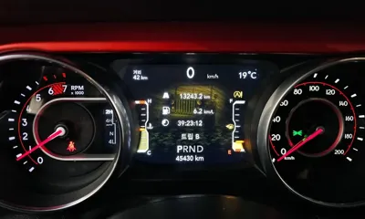 Jeep Wrangler 2021, 45430 км, за 40800000 KRW - фото 8