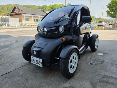 Renault-KoreaSamsung Twizy 2020, 2570 км, за 2600000 KRW