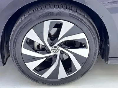 Volkswagen Passat 2025, 9000 км, за 152800 CNY - фото 12