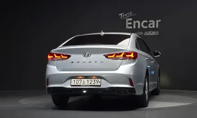 Hyundai Sonata 2018, 332947 км, за 3990000 KRW - фото 4