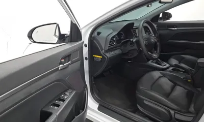 Hyundai Avante 2019, 68193 км, за 10900000 KRW - фото 10