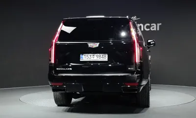 Cadillac Escalade 2023, 38323 км, за 114550000 KRW