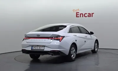 Hyundai Avante 2021, 110022 км, за 9200000 KRW - фото 2