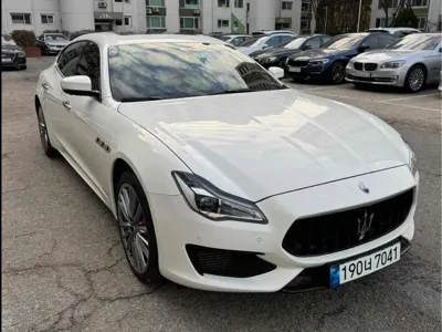 Maserati Quattroporte 2021, 31000 км, за 109970000 KRW - фото 12
