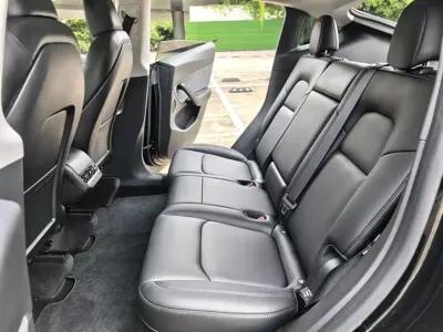 Tesla Model Y 2023, 11000 км, за 183800 CNY - фото 8