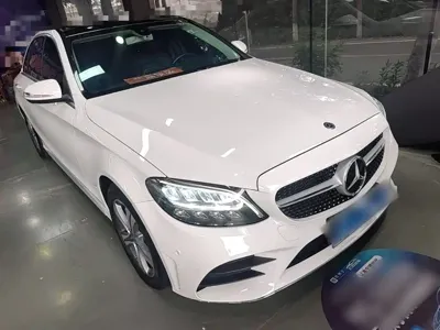 Mercedes-Benz C-Class 2020, 96600 км, за 122300 CNY
