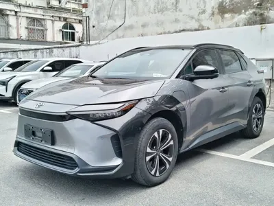 Toyota bZ4X · 2022 год