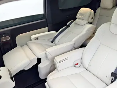 Li Auto Li MEGA 2025, 15000 км, за 497900 CNY - фото 16