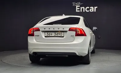Volvo S60 2015, 86603 км, за 7500000 KRW