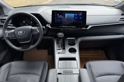 Toyota Sienna 2021, 107200 км, за 206821.42 CNY - фото 39