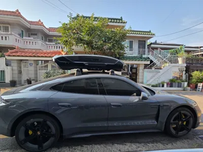 Porsche Taycan 2026, 20000 км, за 200020000 KRW