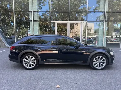 Audi A6 (Import) 2022, 132100 км, за 248800 CNY