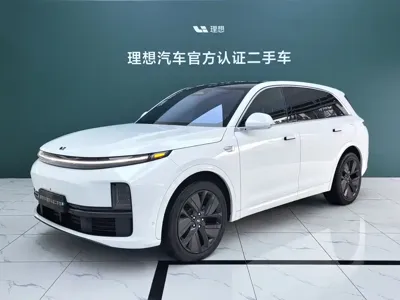 Li Auto Li L7 · 2023 год