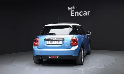 MINI Cooper 2015, 154198 км, за 6390000 KRW