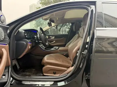 Mercedes-Benz E-Class 2017, 100000 км, за 129800 CNY