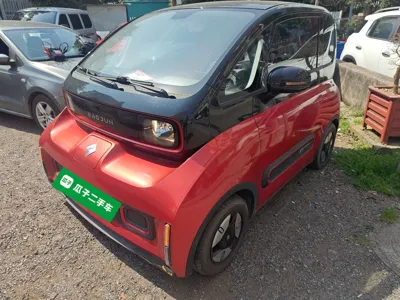 Baojun E300 · 2020 год