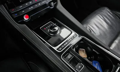 Jaguar F-Pace 2017, 170085 км, за 13490000 KRW - фото 9