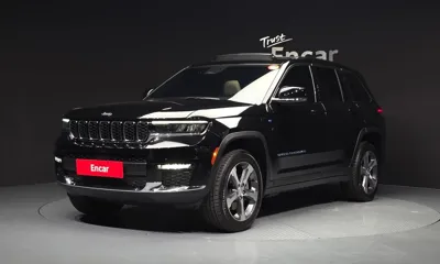 Jeep Cherokee · 2023 год