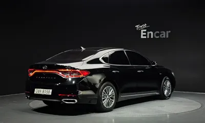 Hyundai Grandeur 2018, 194773 км, за 11000000 KRW