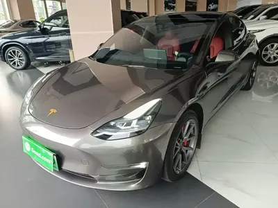 Tesla Model 3 · 2023 год
