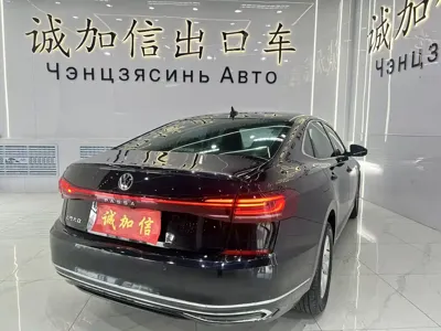 Volkswagen Passat 2023, 46000 км, за 105800 CNY