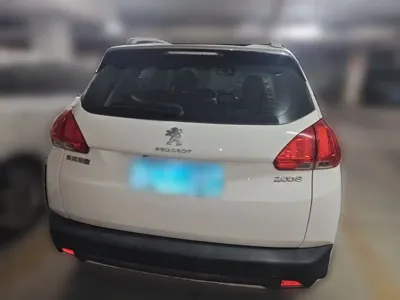 Peugeot 2008 2016, 101900 км, за 14300 CNY