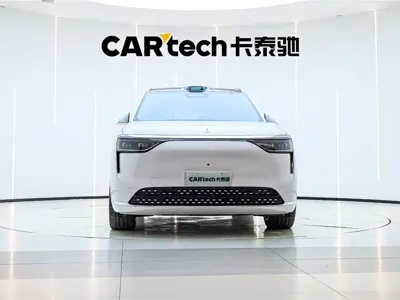 AITO 问界 AITO M8 2025, 13200 км, за 368000 CNY