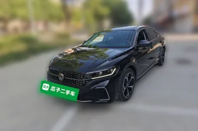 Volkswagen Passat · 2023 год