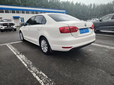 Volkswagen Sagitar 2014, 144000 км, за 25800 CNY