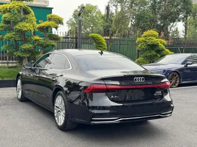 Audi A7L 2022, 60000 км, за 228000 CNY - фото 8
