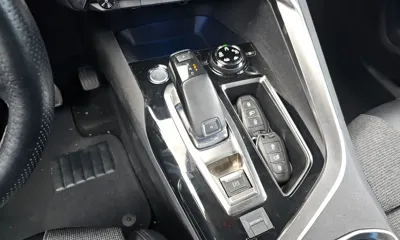 Peugeot 3008 2017, 264294 км, за 9700000 KRW - фото 9