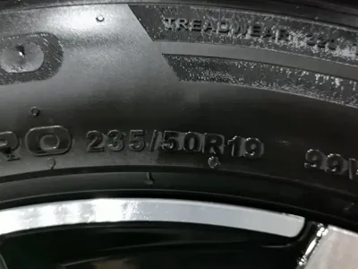 BYD L DM-i 2025, 47000 км, за 97800 CNY - фото 24