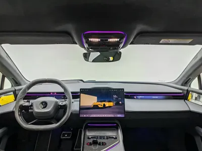 Lotus Emeya 2024, 36000 км, за 546800 CNY
