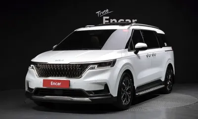 Kia Canival · 2023 год