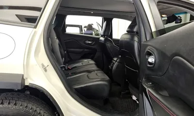 Jeep Cherokee 2019, 171886 км, за 11500000 KRW - фото 12