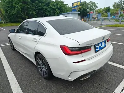 BMW 3 Series 2022, 100000 км, за 121300 CNY - фото 4