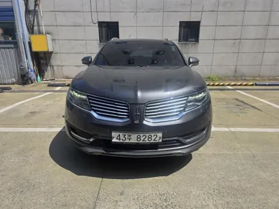 Lincoln MKX · 2018 год