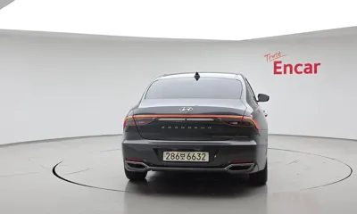 Hyundai Grandeur 2022, 61363 км, за 20500000 KRW