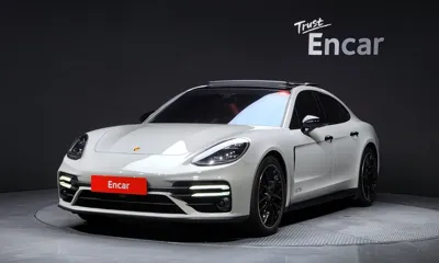 Porsche Panamera · 2023 год