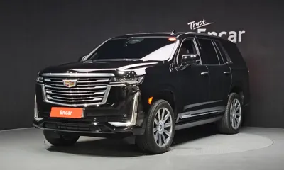 Cadillac Escalade · 2022 год