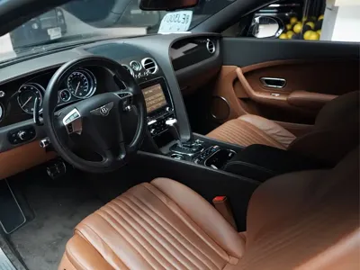 Bentley Continental 2017, 13000 км, за 898000 CNY - фото 5